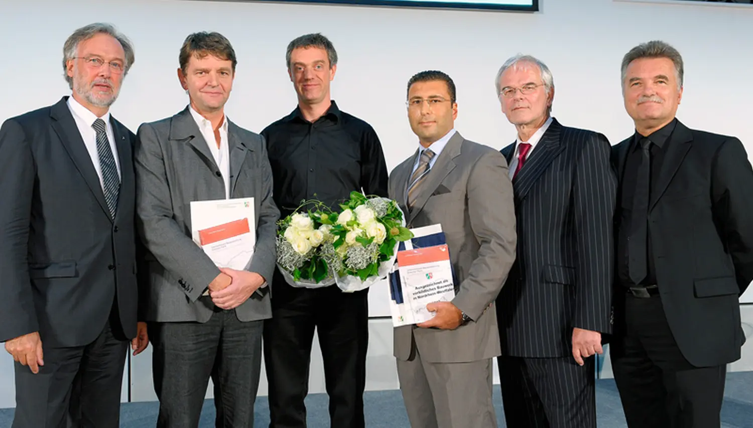 Gruppe von Personen Bauvorhaben von BHP BAU+IMMOBILIEN GMBH 